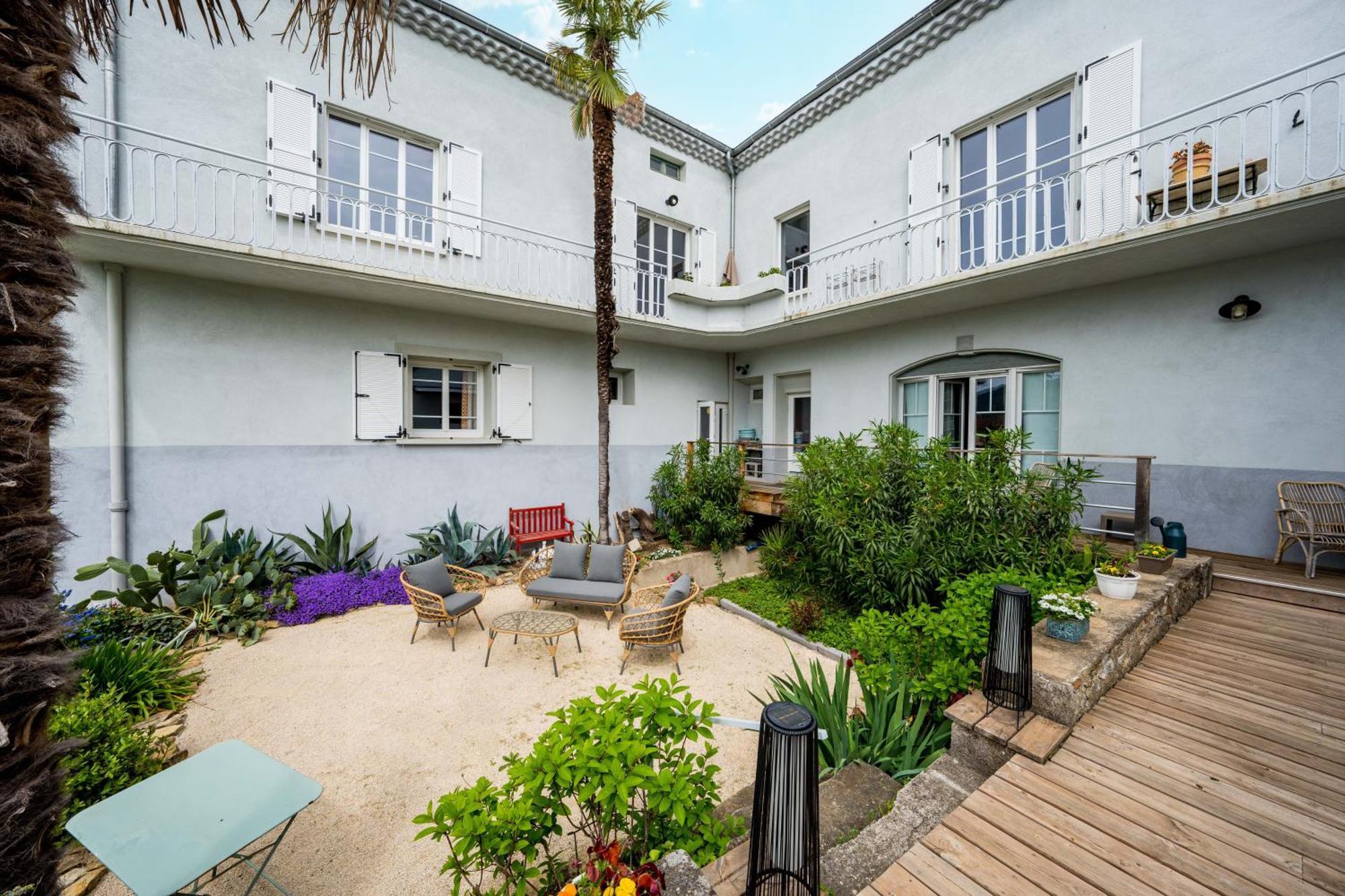 פריווה La Maison Jaffran, Suite En Ville מראה חיצוני תמונה